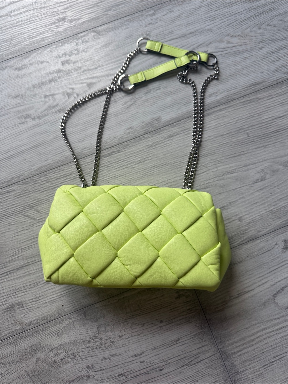 Quilted Chain Crossbody Bag in Neon Lime